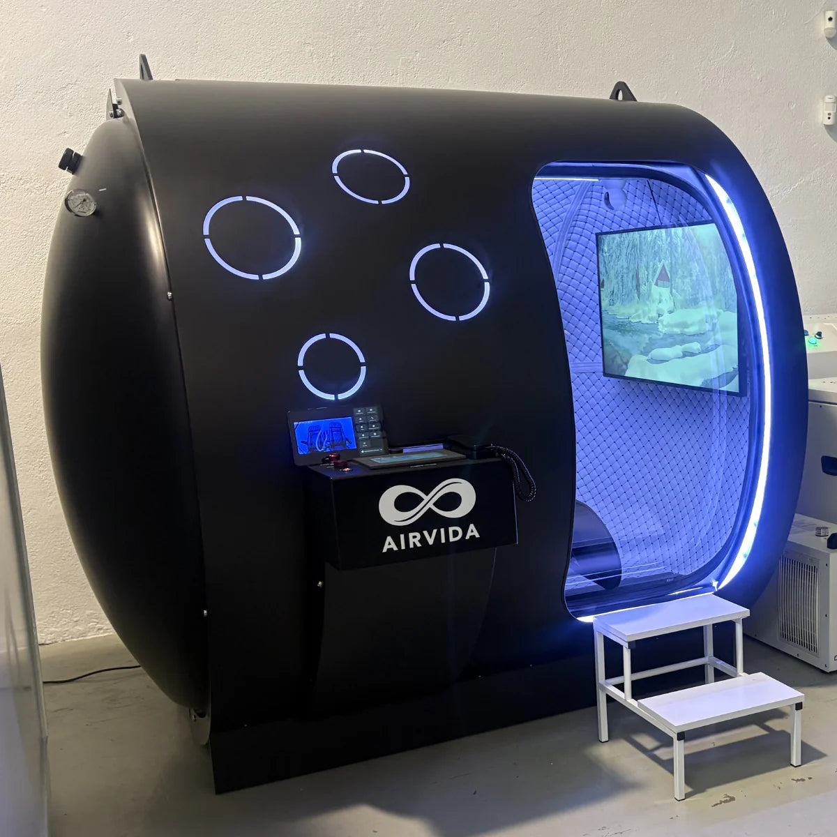 Airvida 2.0 ATA Hardshell Multiplace Hyperbaric Chamber